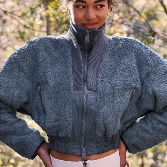 FP Movement | Gear Up Sherpa Fleece Jacket in Blue | M - Picture 3 of 16